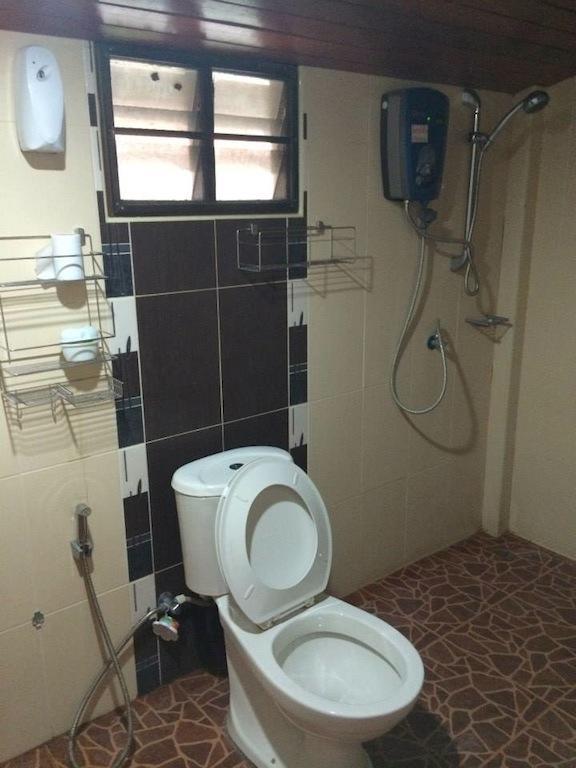 Punpisa Resort Sam Chuk エクステリア 写真